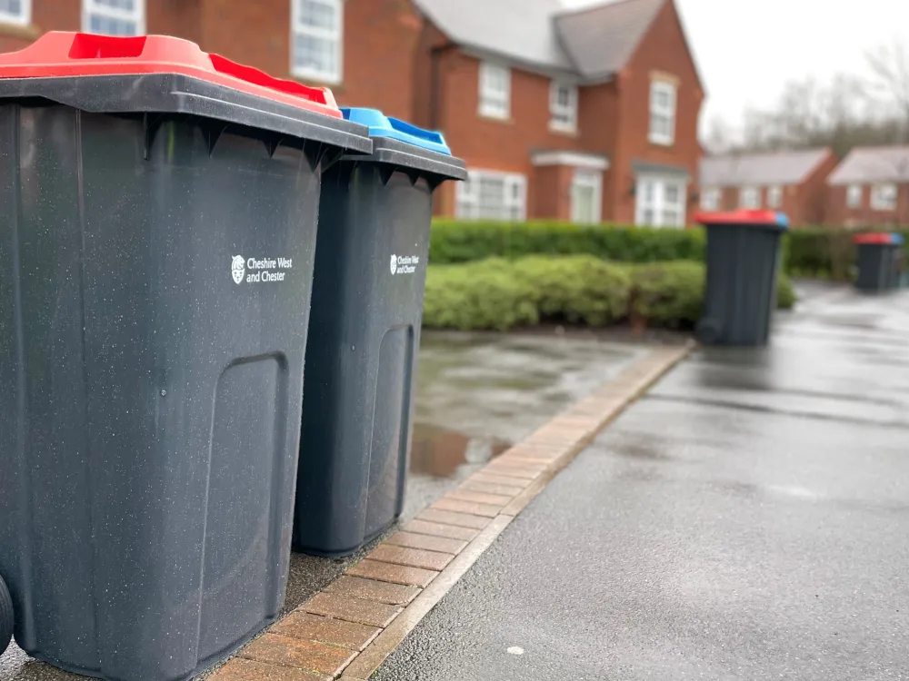 Since February 2022, recycling bins have been rolled out across the borough